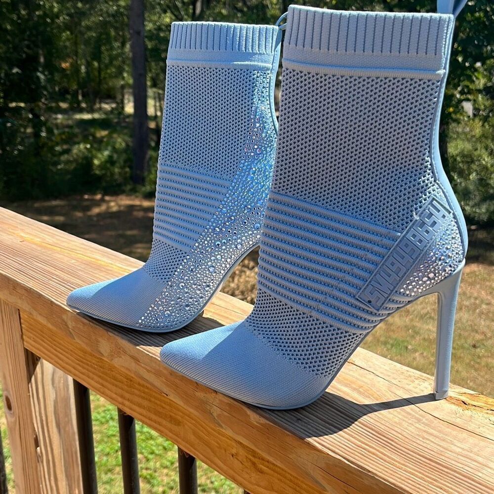 Sky Blue Heeled Booties. Steve Madden. Sz 7.5